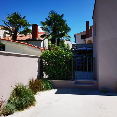 Stay In The Very Heart Of Porec - 50M To The Beach Luaran gambar