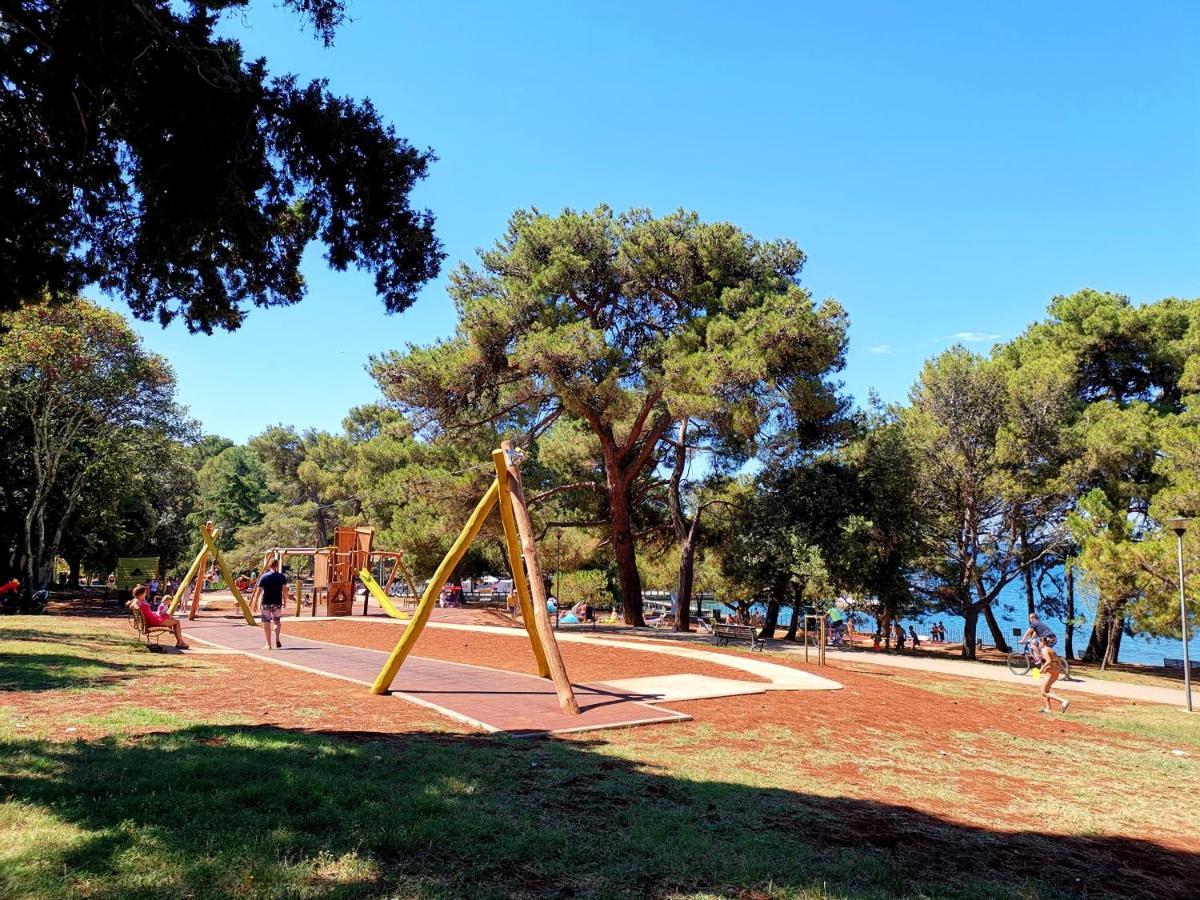 Stay In The Very Heart Of Porec - 50M To The Beach Luaran gambar