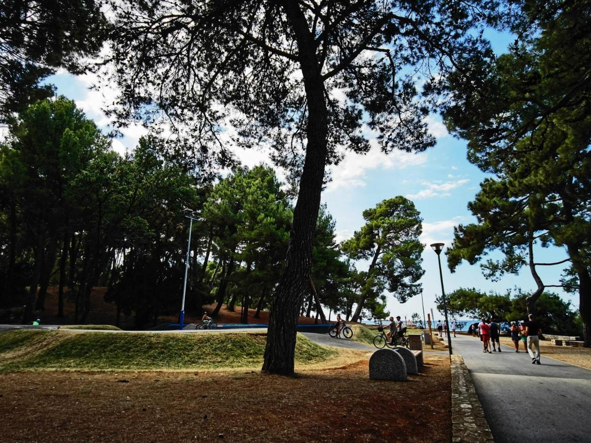 Stay In The Very Heart Of Porec - 50M To The Beach Luaran gambar