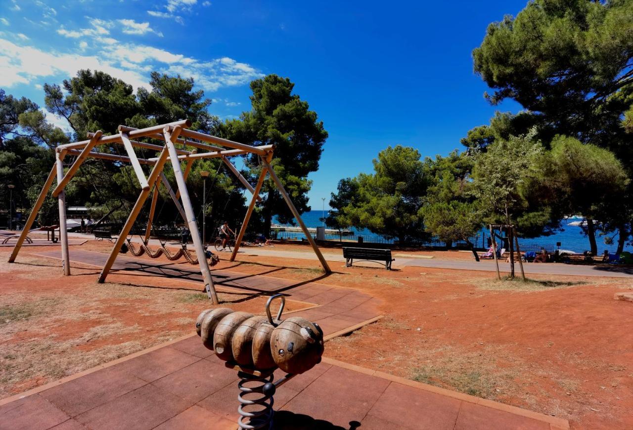 Stay In The Very Heart Of Porec - 50M To The Beach Luaran gambar