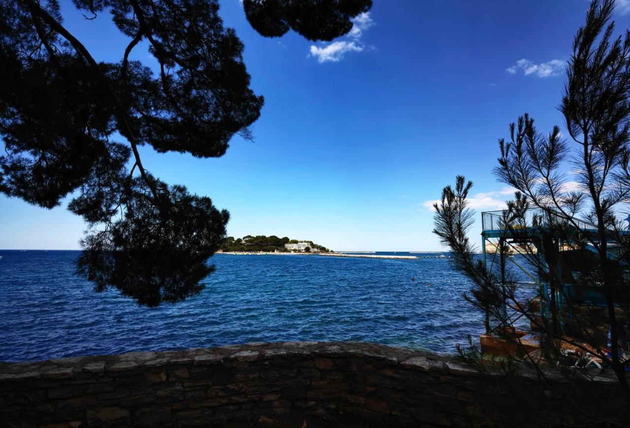 Stay In The Very Heart Of Porec - 50M To The Beach Luaran gambar