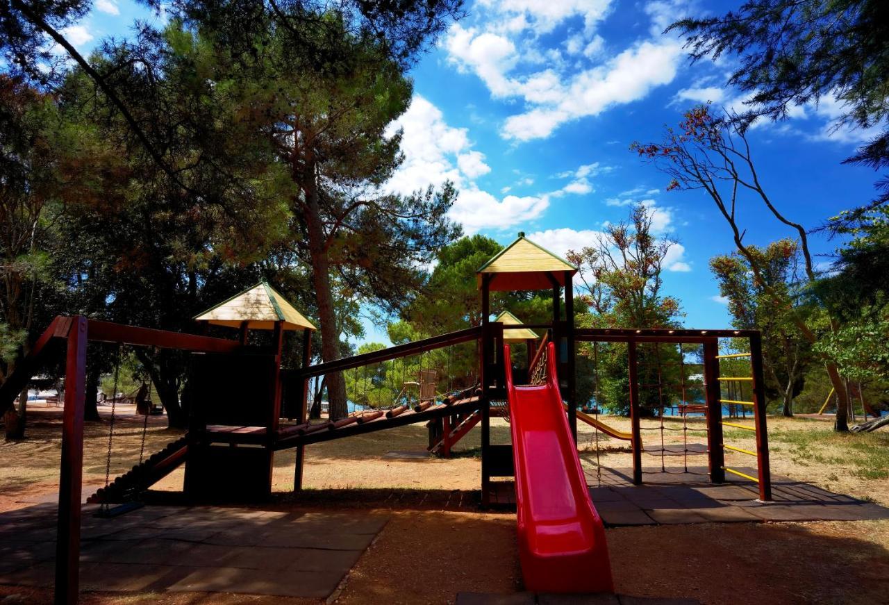 Stay In The Very Heart Of Porec - 50M To The Beach Luaran gambar