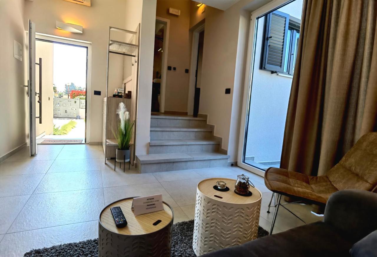 Stay In The Very Heart Of Porec - 50M To The Beach Luaran gambar