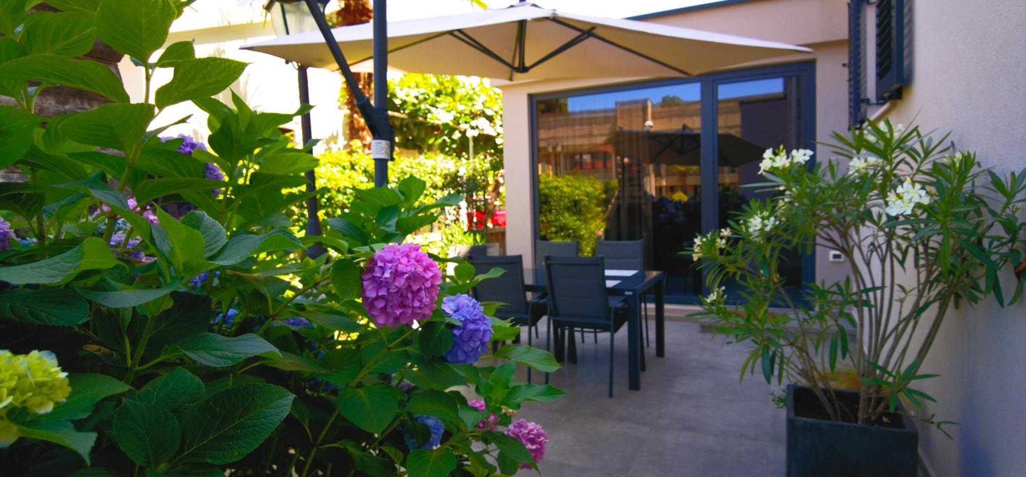 Stay In The Very Heart Of Porec - 50M To The Beach Luaran gambar