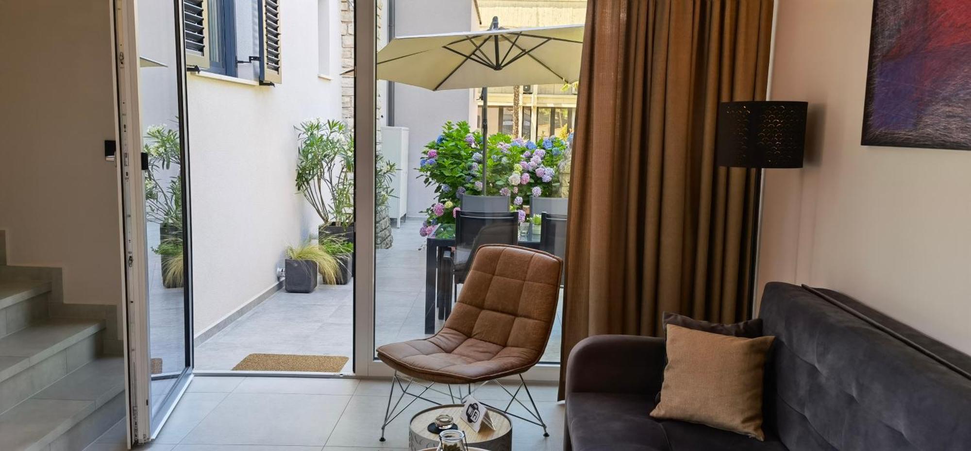 Stay In The Very Heart Of Porec - 50M To The Beach Luaran gambar
